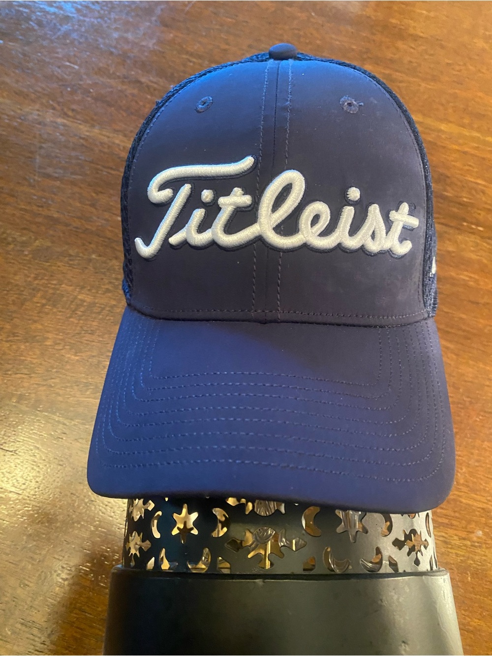 Titleist Golf Hat Tour Elite Navy Blue Mesh Fitted Cap Pro V1 FJ Size S/M EUC